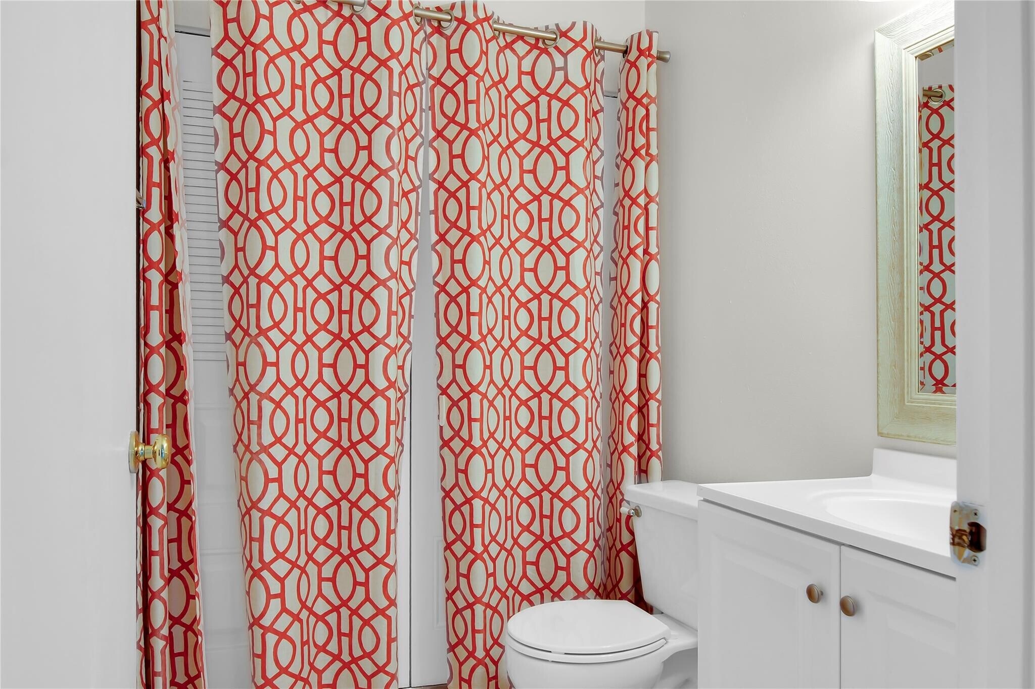 Building Photo - 7801 Courtyard Run W