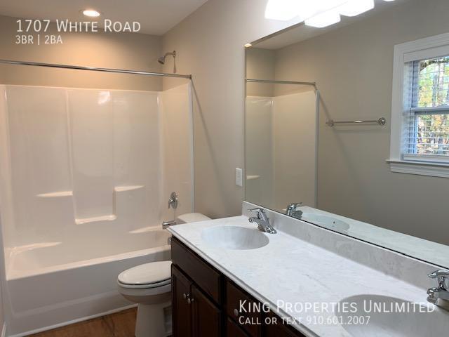 Building Photo - 1707 White Rd