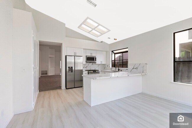 Building Photo - 5107 Felicia Way