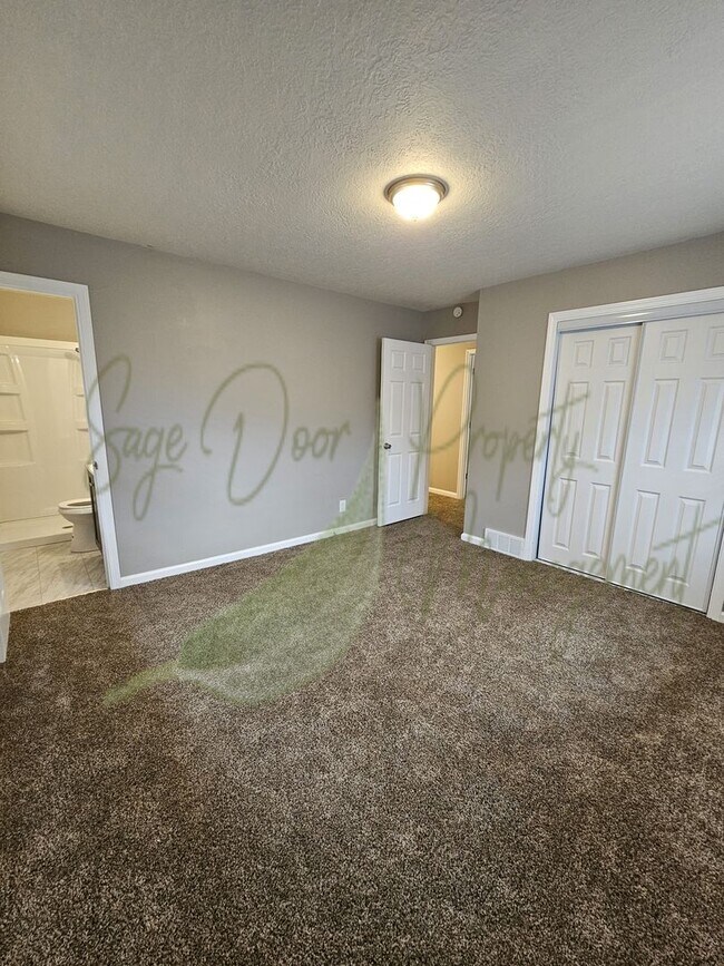 Building Photo - DESIRABLE RAYTOWN LOCATION!!!