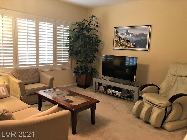 Building Photo - 2150 Waterton Rivers Dr