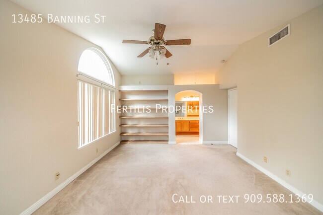 Building Photo - 13485 Banning St