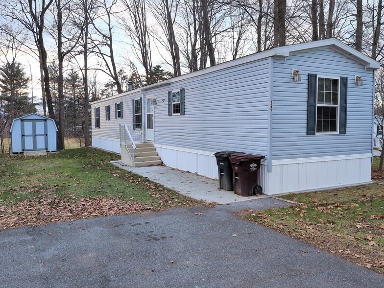 Building Photo - 35 Dudley Pl