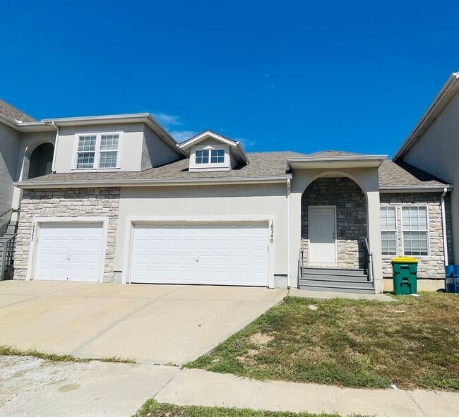 Building Photo - 10340 Parkview Ave