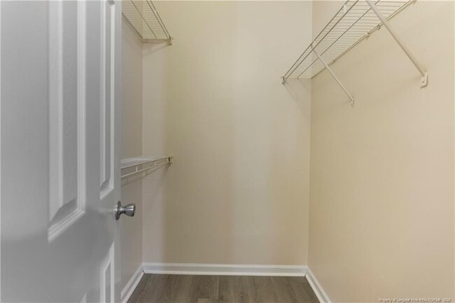 Building Photo - 1456 Middlesbrough Dr