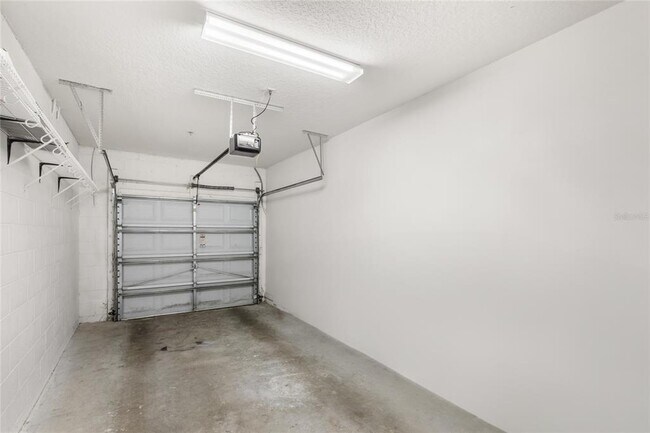 Building Photo - 950 Ashworth Overlook Dr