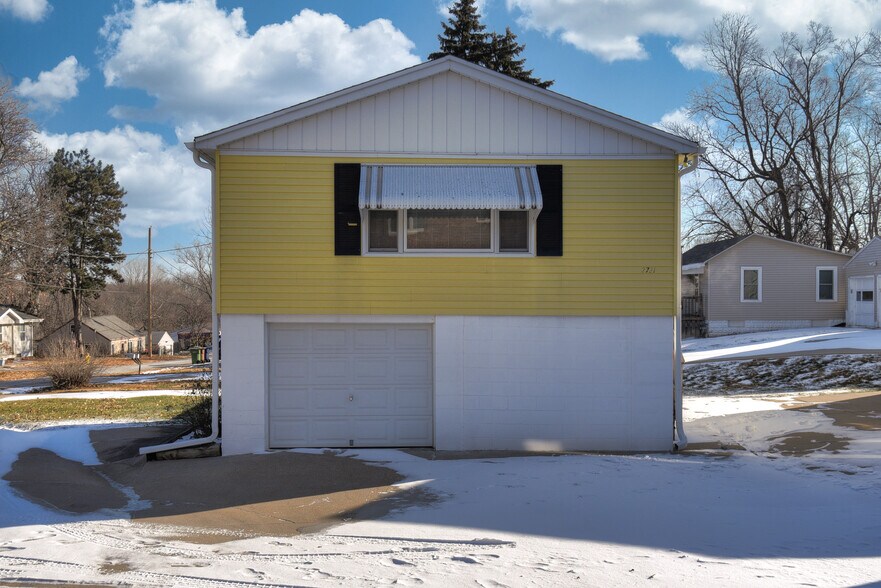 Building Photo - 2721 Josephine St