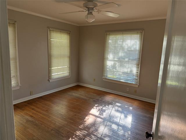 Building Photo - 1321 Lakewood Dr