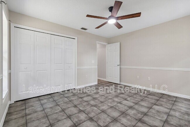 Building Photo - 95 Woodside Dr