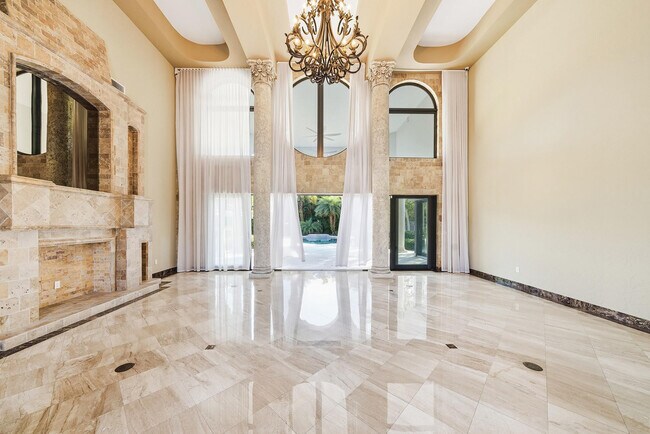 Building Photo - 10270 SW 58th St