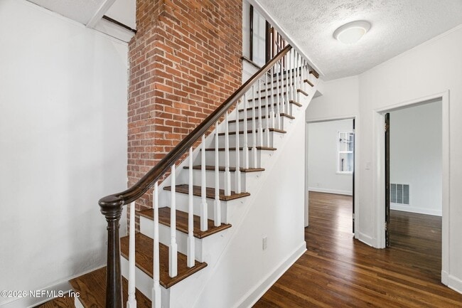 Building Photo - 1406 Palmer Terrace
