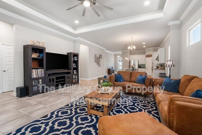 Building Photo - 6901 SW Lugano Ct