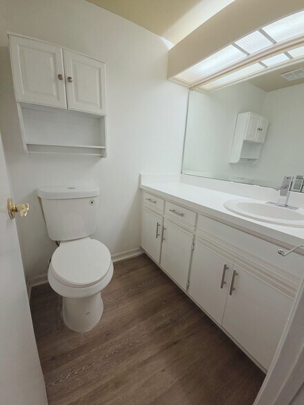 Building Photo - 237 S Wilderness Pt