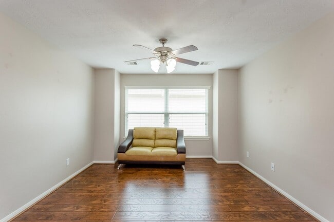 Building Photo - 3430 Lilac Ranch Dr