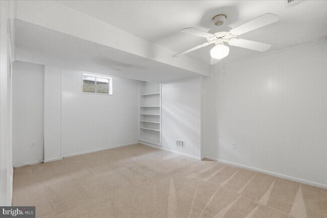 Building Photo - 2988 Valera Ct