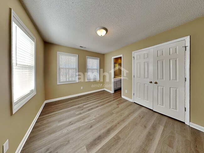 Building Photo - 2508 Farlow Gap Ln