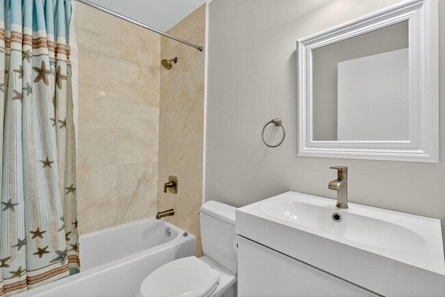 Building Photo - 5431 Courtney Cir