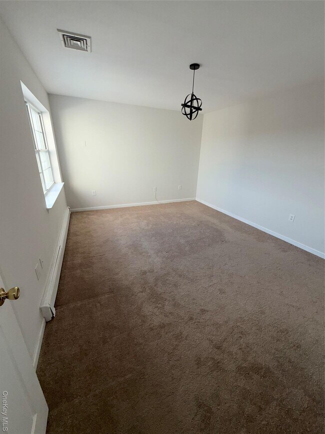 Building Photo - 219 Mary Lou Ave