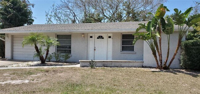 Building Photo - 4626 Hunter Ridge Dr