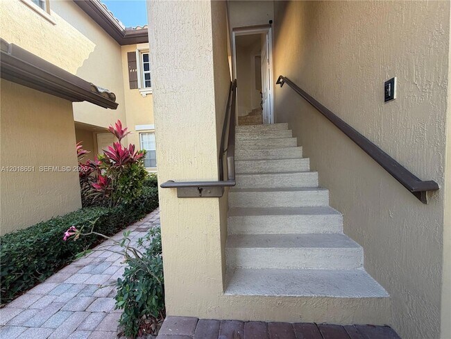Building Photo - 8344 NW 127th Ln