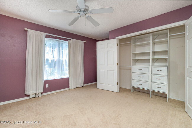 Building Photo - 3236 Helmsdale Ct