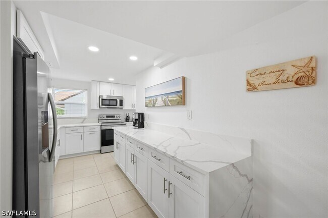 Building Photo - 4092 Belair Ln