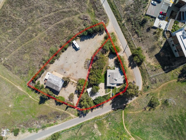 Building Photo - 11798 Kagel Canyon St