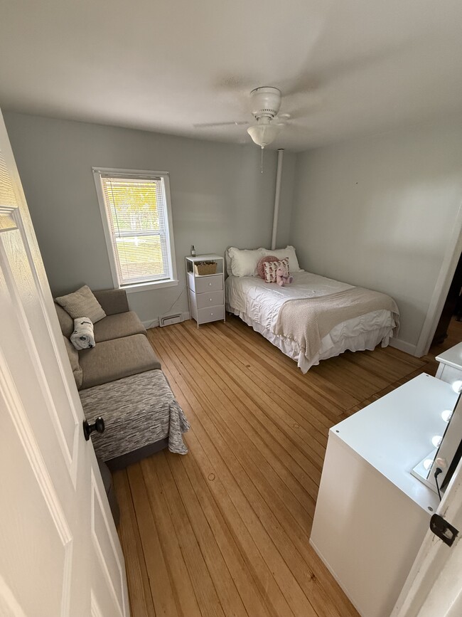 Building Photo - 248 Douglas Pike