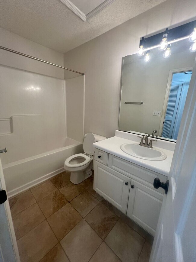 Building Photo - RENT SPECIAL! Freshly Painted! New Luxury ...