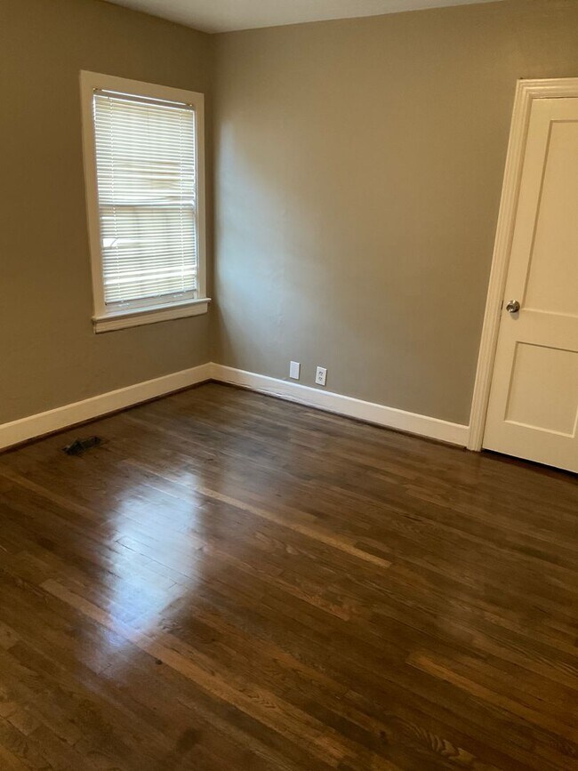 Building Photo - Move In Special!! Limited Time Only- must secure property by 3/17/26 for Promo!! No Security Depo...