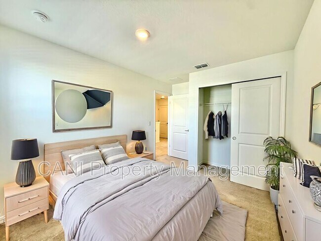 Building Photo - 212 Riverfront Wy