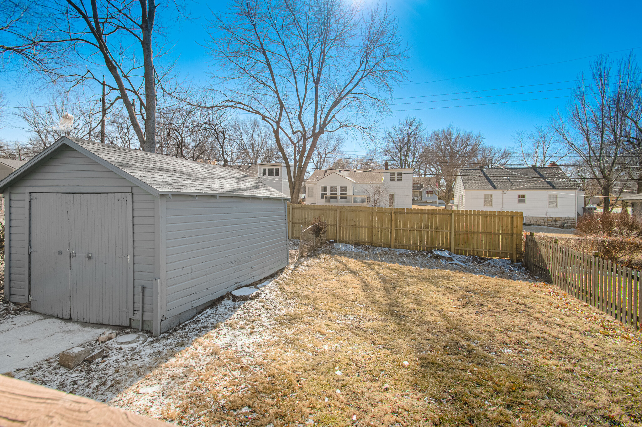 Building Photo - 2105 W 73rd St