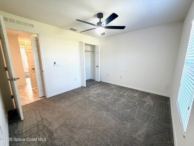 Building Photo - 160 Eureka Ave NE