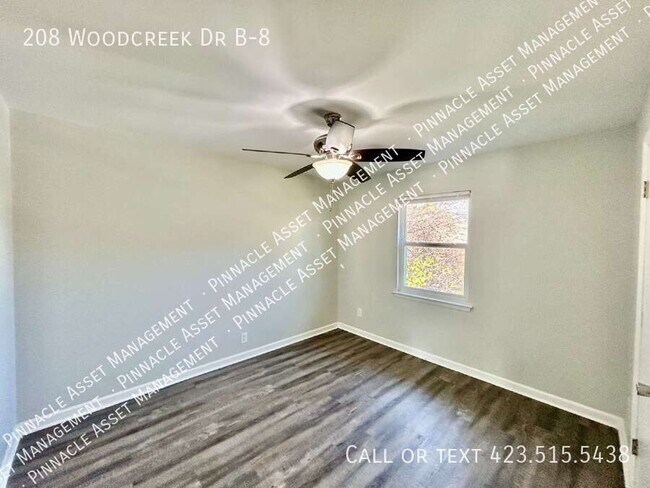 Building Photo - 208 Woodcreek Rd
