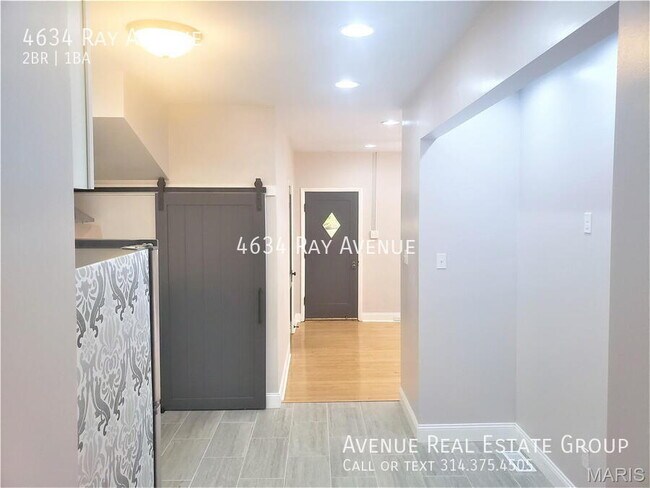 Building Photo - 4634 Ray Ave