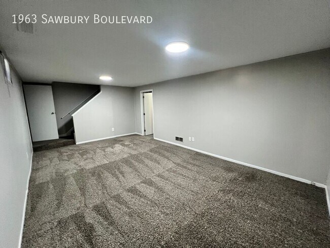 Building Photo - 1963 Sawbury Blvd