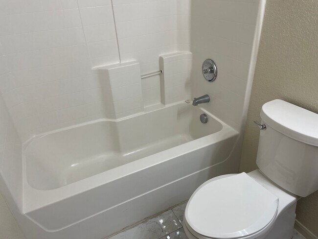 Building Photo - 2917 Sunflower Trail