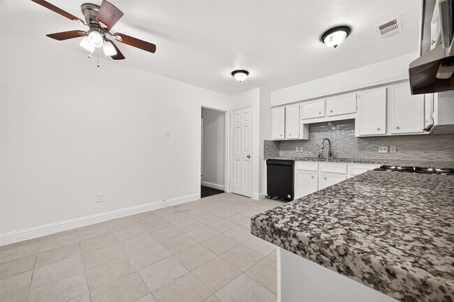 Building Photo - 7214 Addicks Clodine Rd