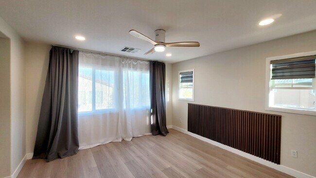 Building Photo - 8360 Creek Canyon Ave