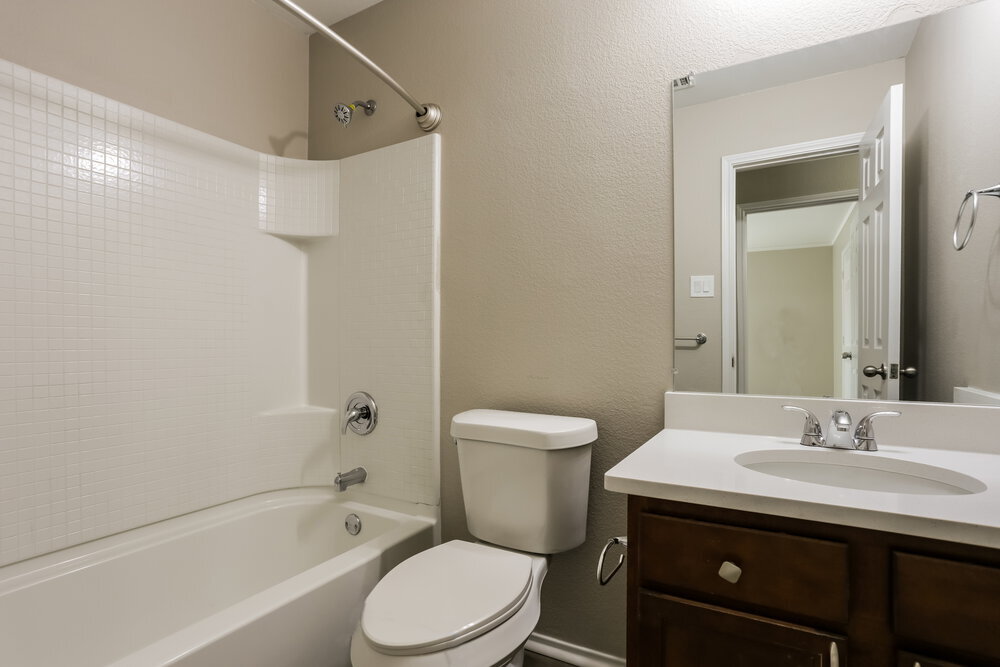 Building Photo - 10321 Fossil Valley Dr