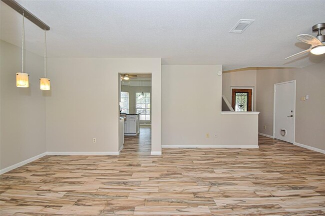 Building Photo - 2203 Friarwood Trail