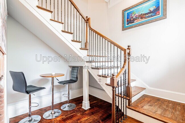 Building Photo - 1201 Baronne St