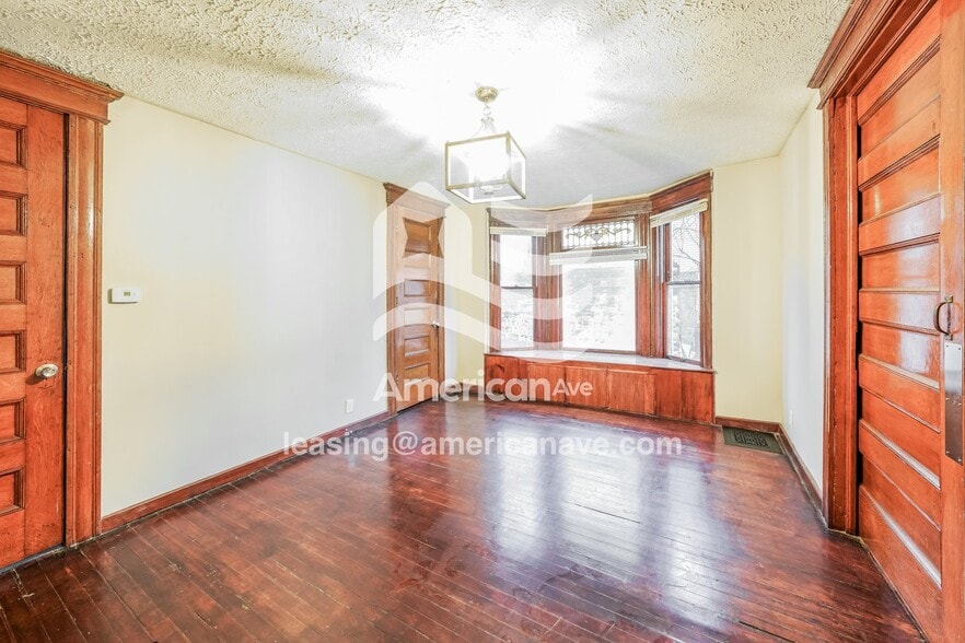 Building Photo - 271 Kirk Ave