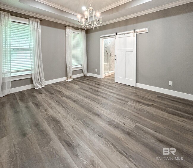 Building Photo - 8101 Carmel Cir