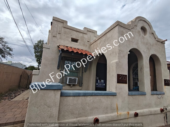 Primary Photo - 233 N Jacobus Ave
