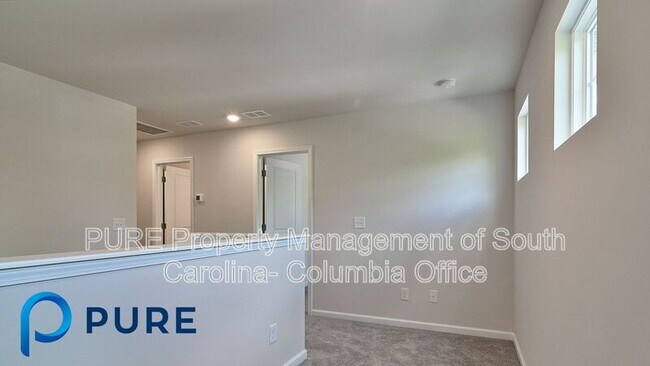 Building Photo - 105 Cart Way
