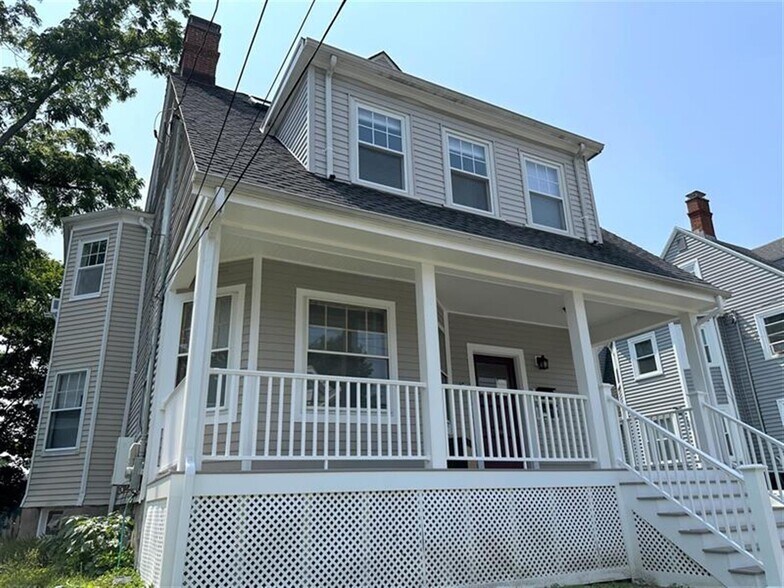 Building Photo - 35 College Ave