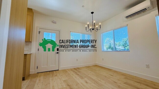 Building Photo - 4104 16th Ave