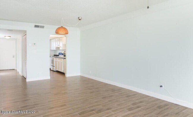 Building Photo - 500 Palm Springs Blvd