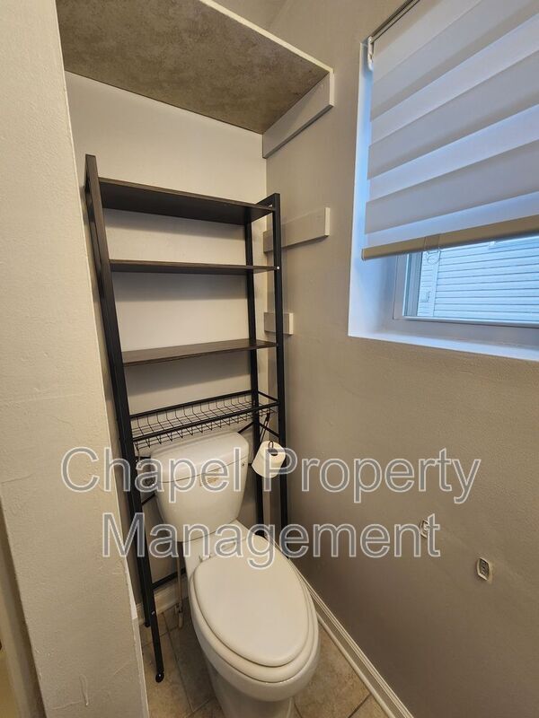 Building Photo - 1346 N 27th St